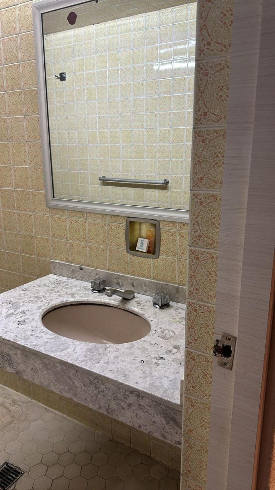 Twin Room,1630780202:JPEG